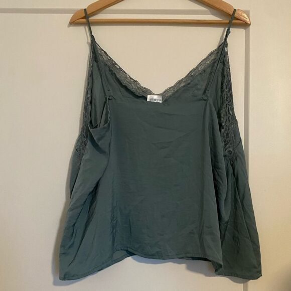 H&M Green Lace Tank Top Cami Satiny Feeling Business Casual Camisole Shirt - Picture 3 of 7